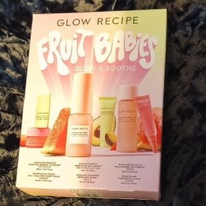 Glow Recipe Fruit Babies Glow And Soothe 5 Piece Set